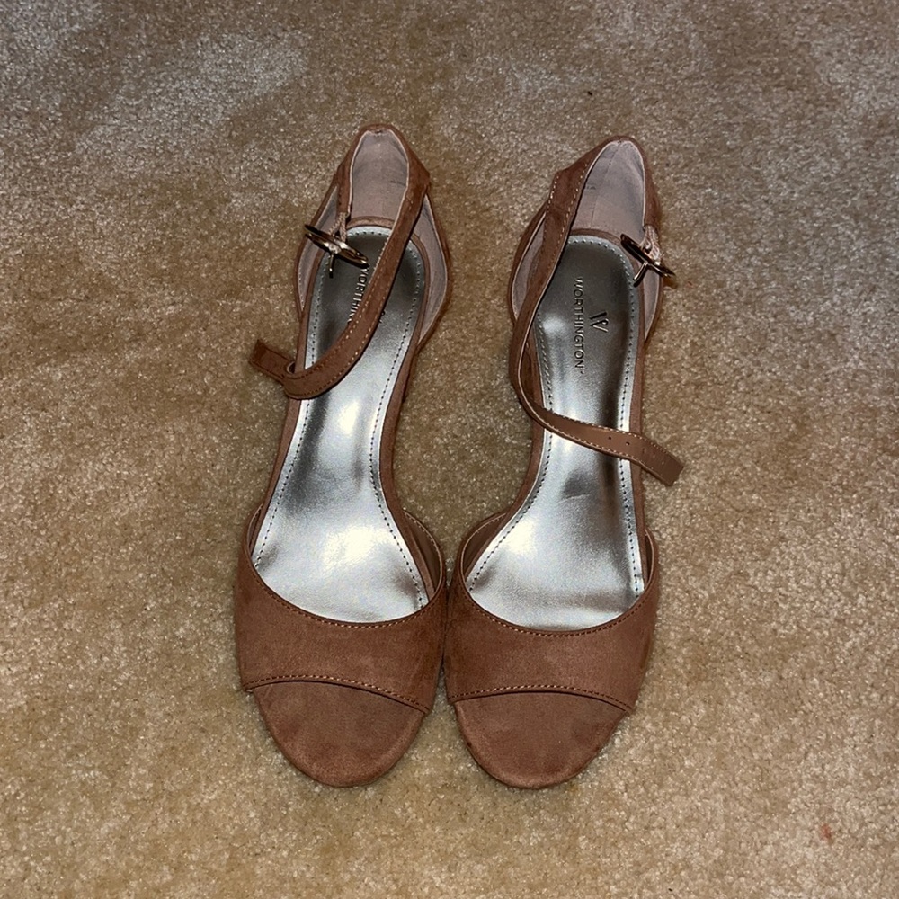 Worthington sandles